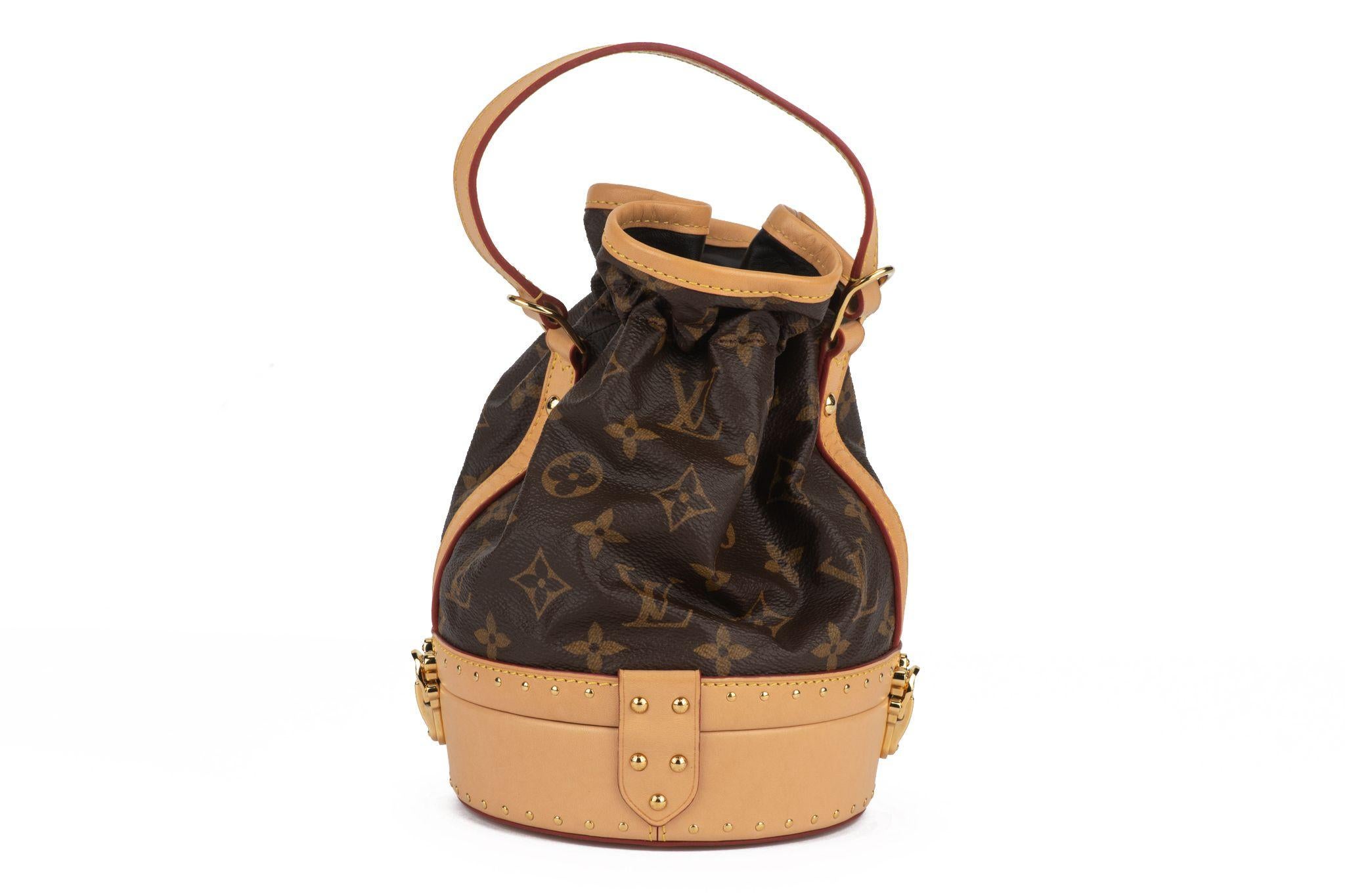 Louis Vuitton Petit Noe Trunk Bag In New Condition For Sale In West Hollywood, CA