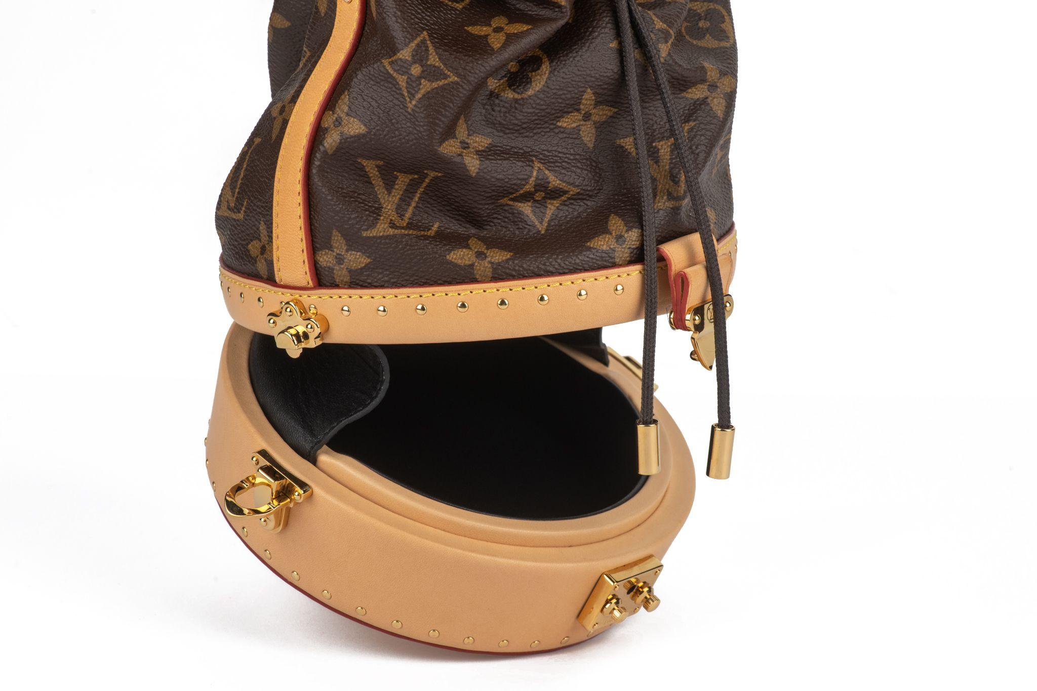 Louis Vuitton Petit Noe Trunk Bag For Sale 2