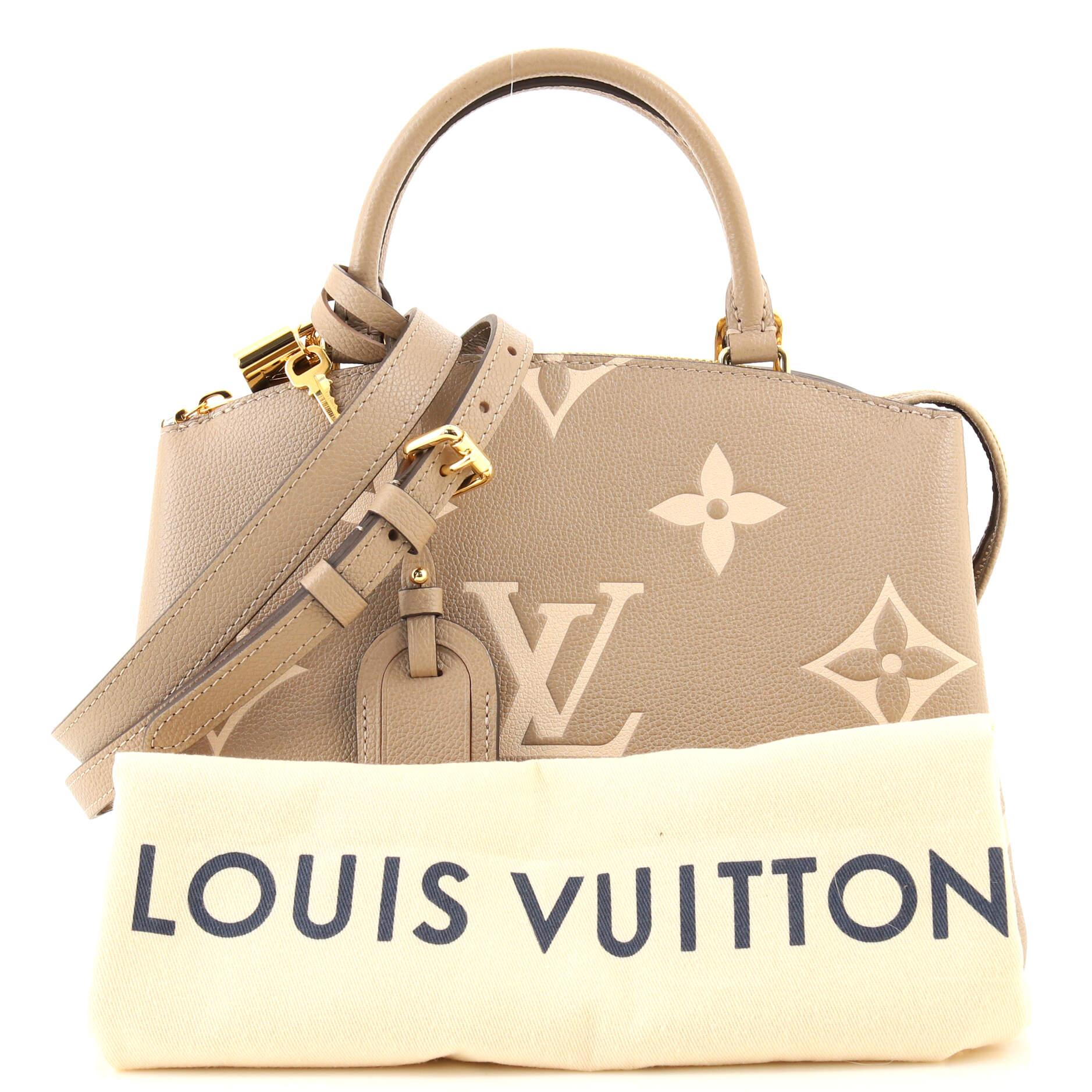 Lot - A handbag marked Louis Vuitton (Petit Palais) with pink