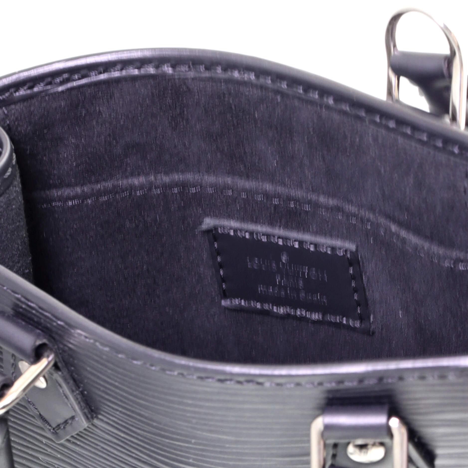Louis Vuitton Petit Sac Plat Bag Epi Leather 2