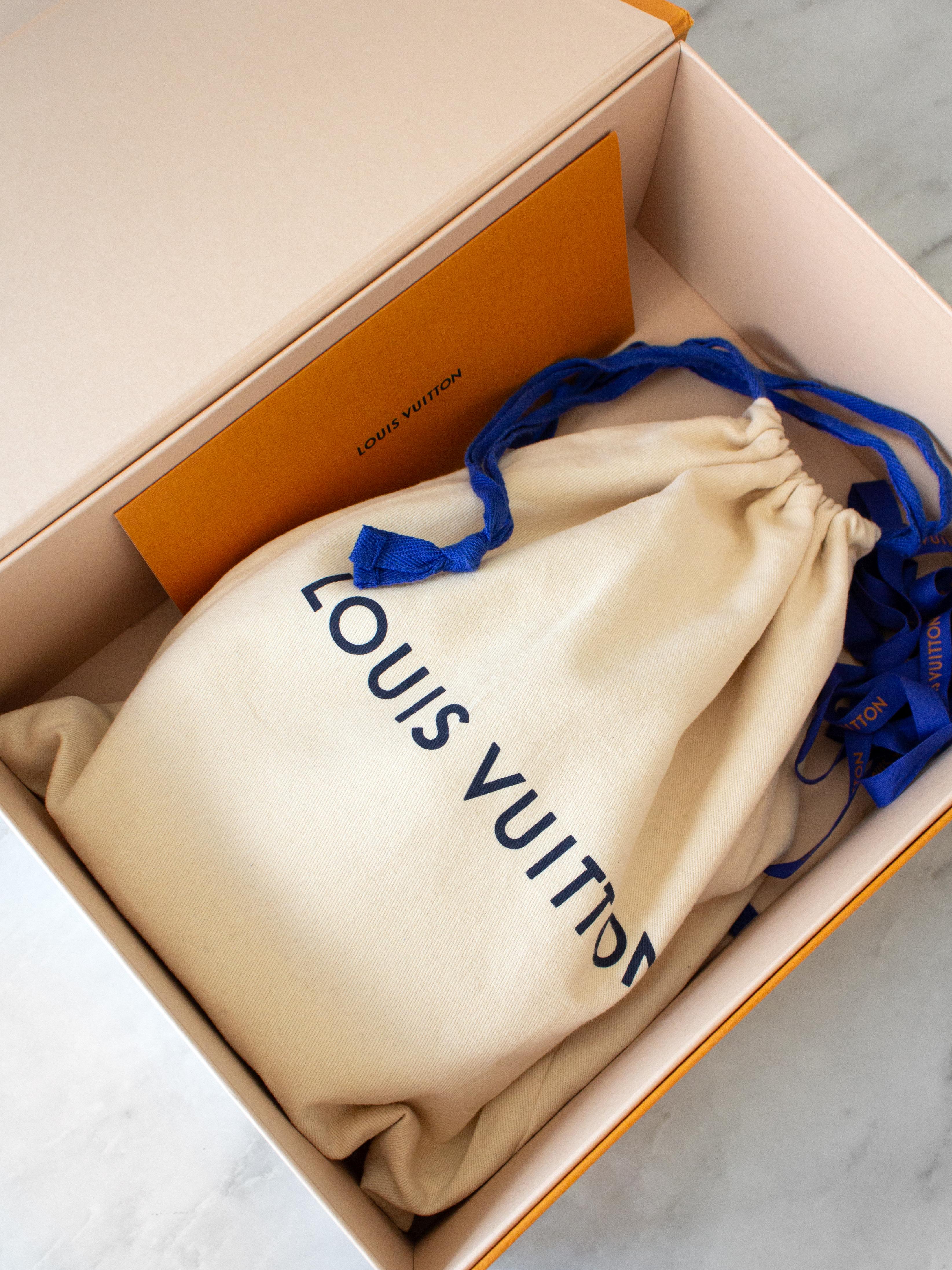 Sac à bandoulière Louis Vuitton Petite Boite Chapeau Monogram 7