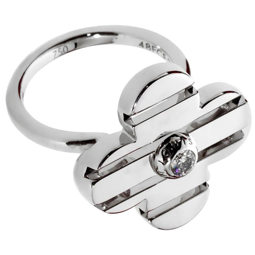 Anillo Louis Vuitton Petite Fleur Flor Oro Blanco Diamante en venta