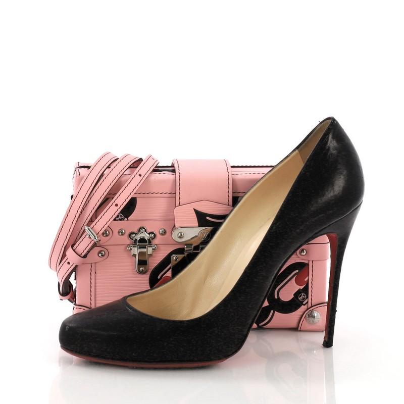 This Louis Vuitton Petite Malle Handbag Limited Edition Printed Epi Leather, crafted from pink chain flower printed epi leather, features detachable leather strap and silver-tone hardware. Its S-lock closure opens to a black leather interior with