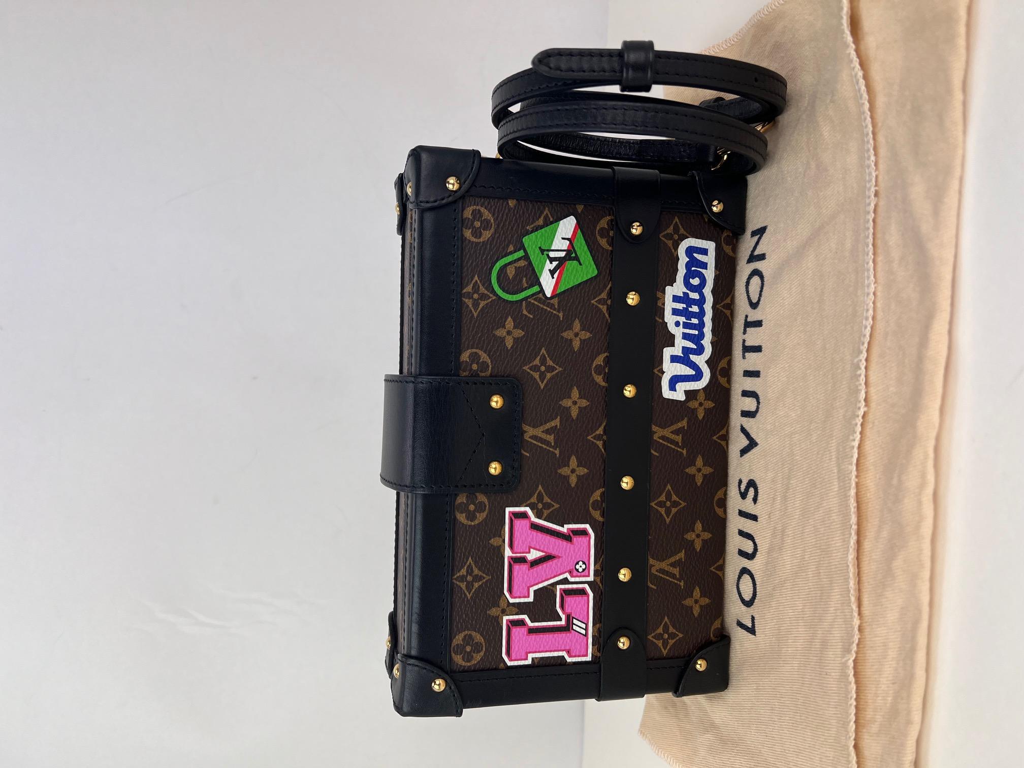 Louis Vuitton Petite Malle Patches Monogram Crossbody Clutch Bag Limited Edition For Sale 7