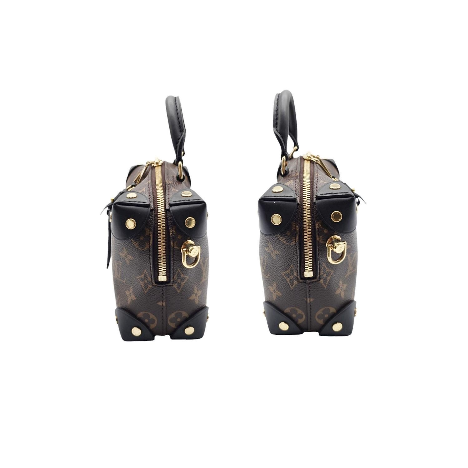 Louis Vuitton Petite Malle Souple Top Handle Bag In Good Condition For Sale In Scottsdale, AZ