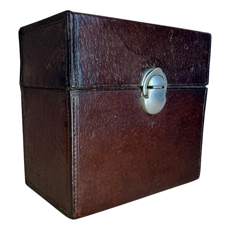 Louis Vuitton Schweinsleder Flaschendose C1900 im Angebot bei 1stDibs Deutschland