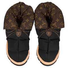 Louis Vuitton  Kissenstiefel Wasserdichtes Nylon & Monogramm Segeltuch 40  NEU