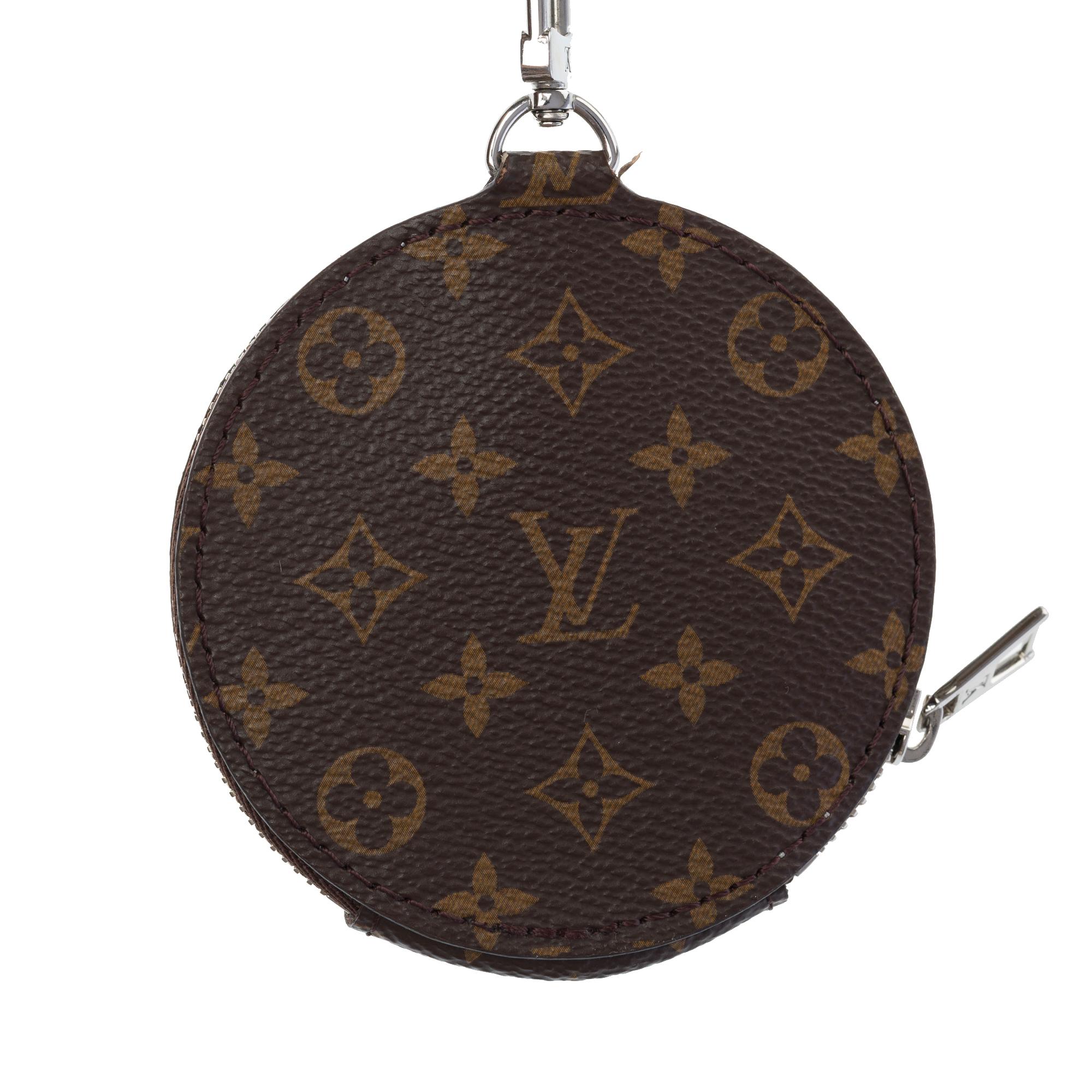 Louis Vuitton Pillow capsule Pochette & Wallet shoulder bag in Pink nylon, SHW For Sale 8