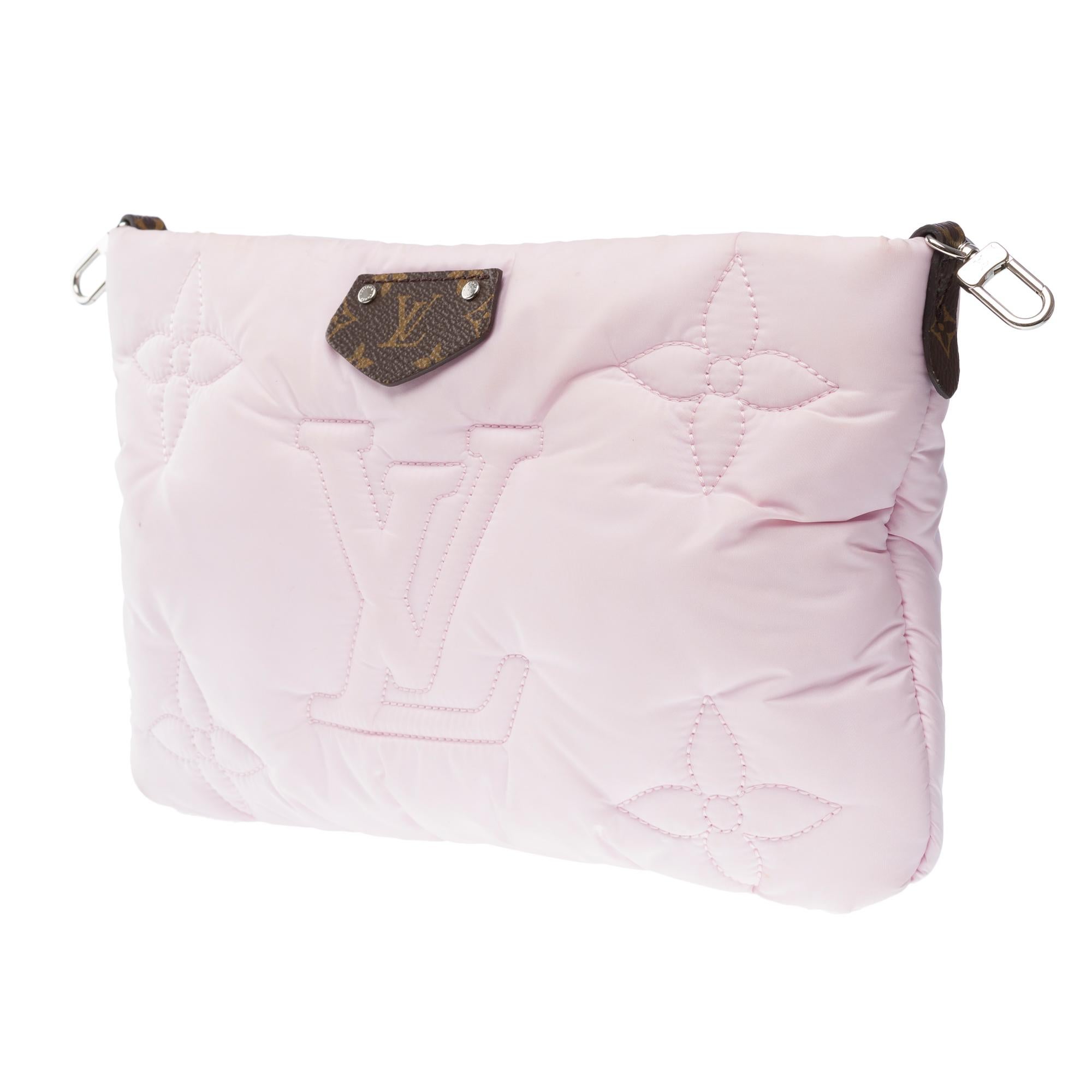 Louis Vuitton Pillow capsule Pochette & Wallet shoulder bag in Pink nylon, SHW For Sale 1