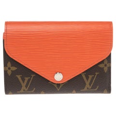 Pre-Owned Louis Vuitton Pistache Epi Marie-Lou Compact Wallet