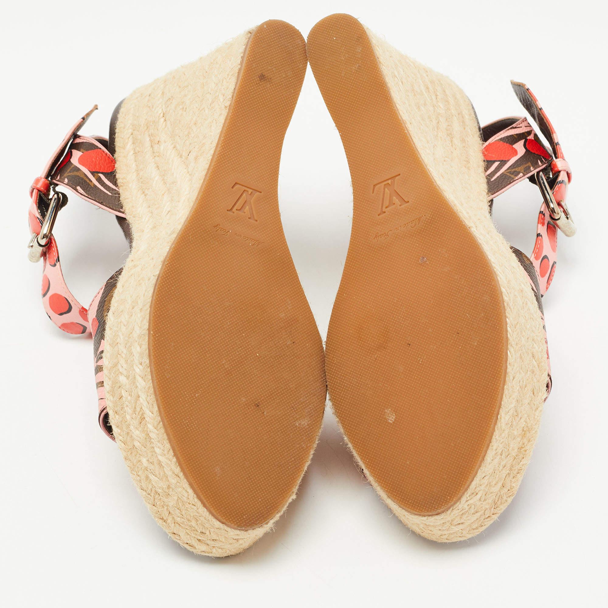 Louis Vuitton Pink/Brown Canvas Sugar Pink Poppy Espadrille Wedge Sandal Size 37 For Sale 3