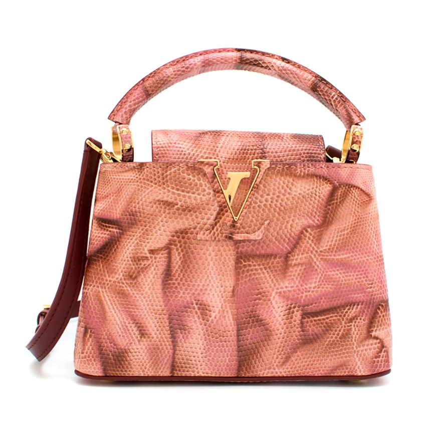 Louis Vuitton Capucines Mini Lizard Bag with gold hardware. BNIB with papers and removable shoulder strap. Louis Vuitton 2019

- Beautiful Stained Effect in different shades of pink
- Gold hardware
- Can be worn as a top handle/shoulder/crossbody
-