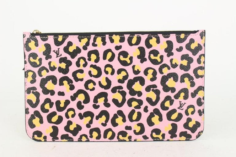 Louis Vuitton Pink Cheetah Wild at Heart Neverfull Pochette MM or GM  Wristlet 18 For Sale at 1stDibs