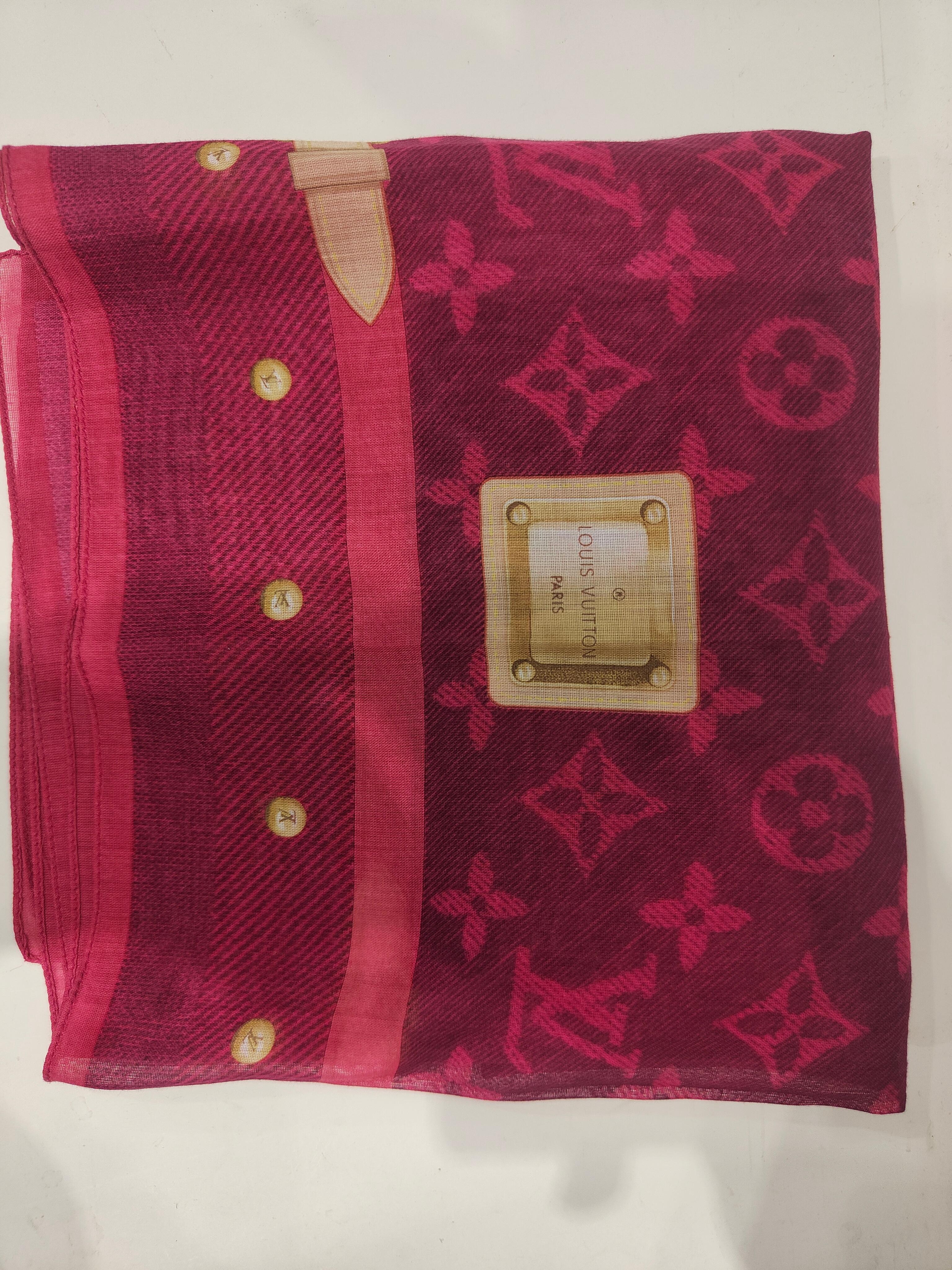 Foulard rosa Louis Vuitton 3