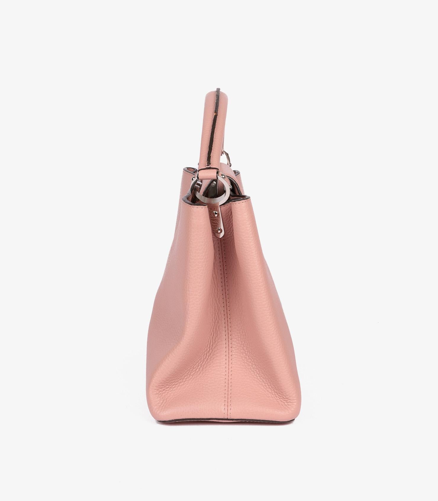 Louis Vuitton Pink Grained Calfskin Leather Capucines MM en Excelente estado para la venta en Bishop's Stortford, Hertfordshire