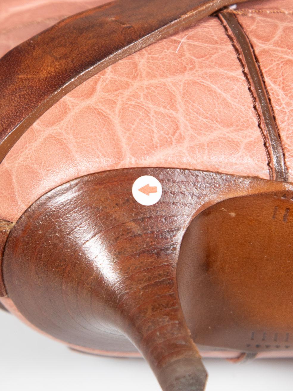 Botas Escapada Dulce Piel Rosa Louis Vuitton Talla IT 39.5 en venta 2