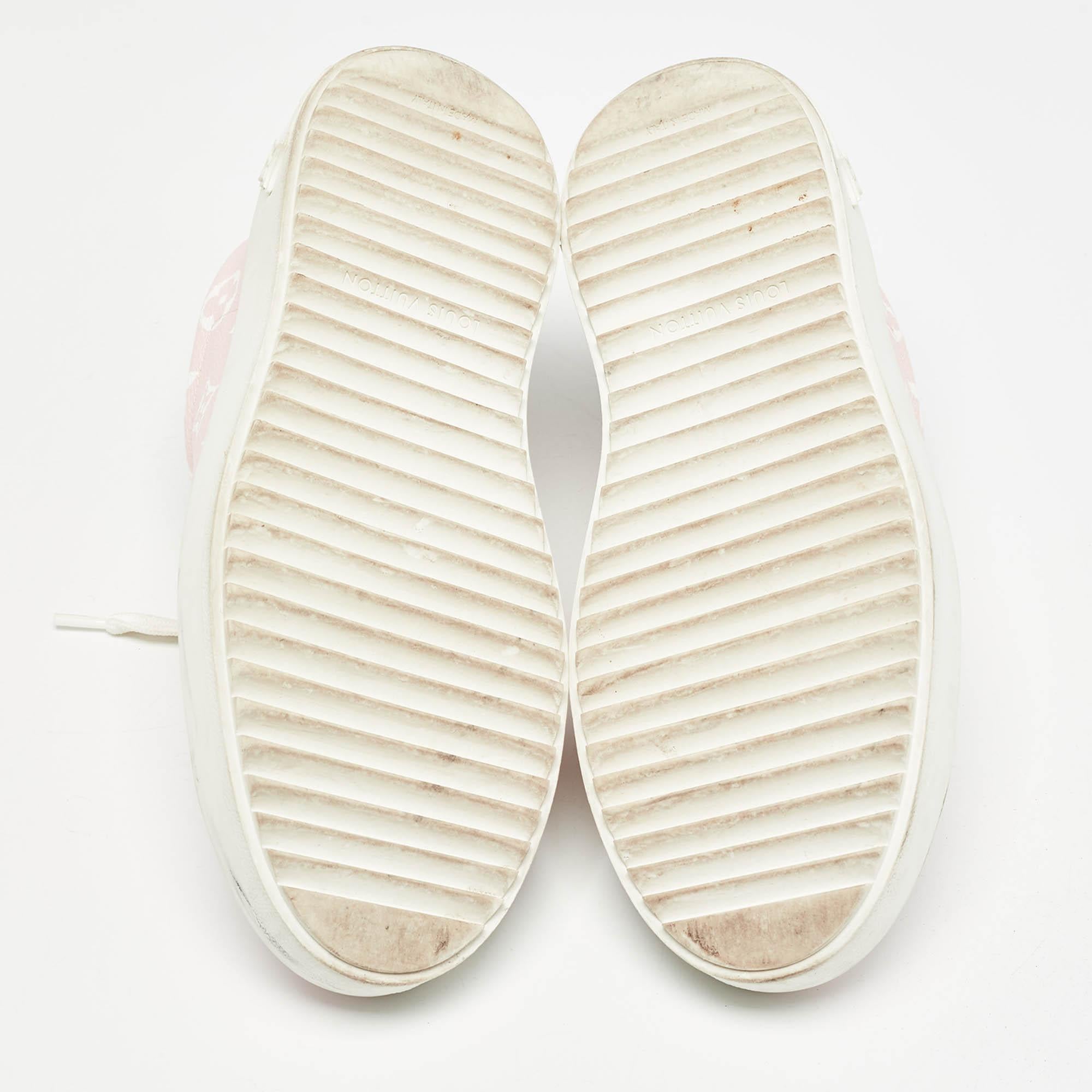 Louis Vuitton Pink Monogram Giant Canvas Time Out Sneakers Size 38.5 For Sale 1