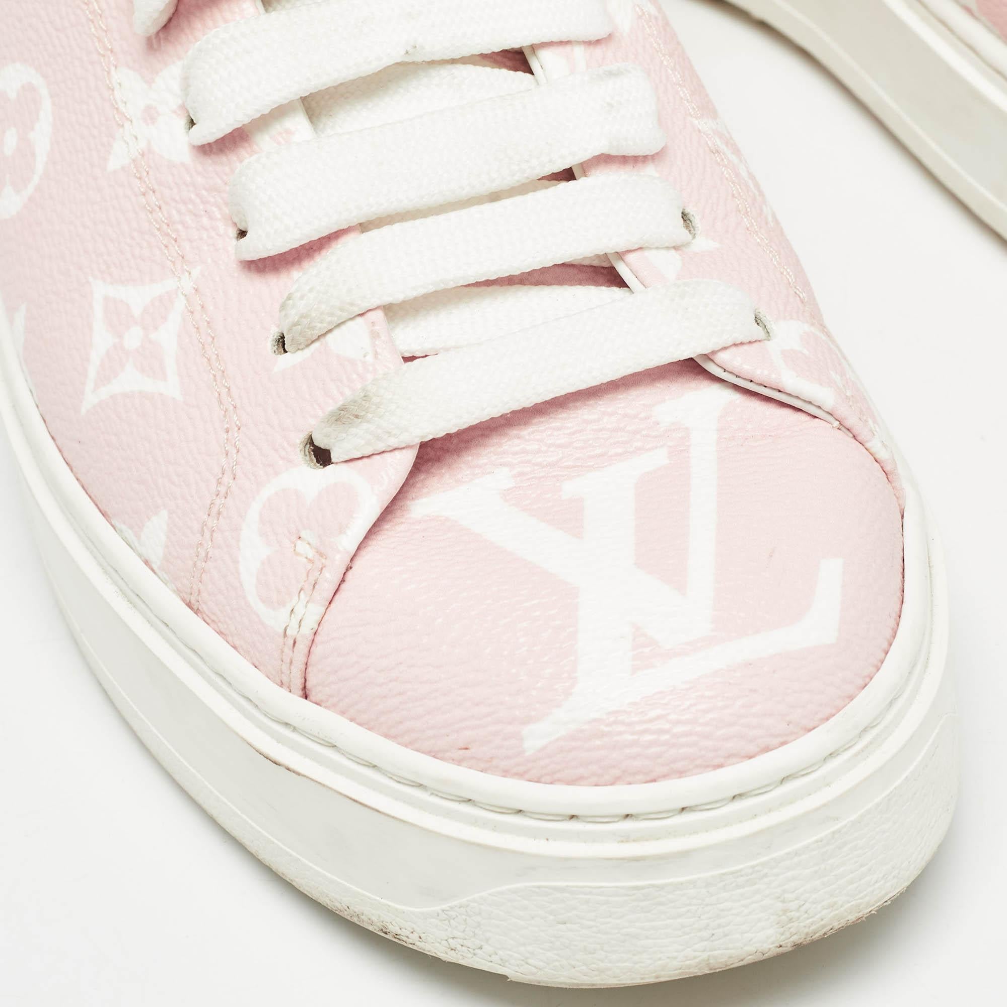 Louis Vuitton Pink Monogram Giant Canvas Time Out Sneakers Size 38.5 For Sale 2