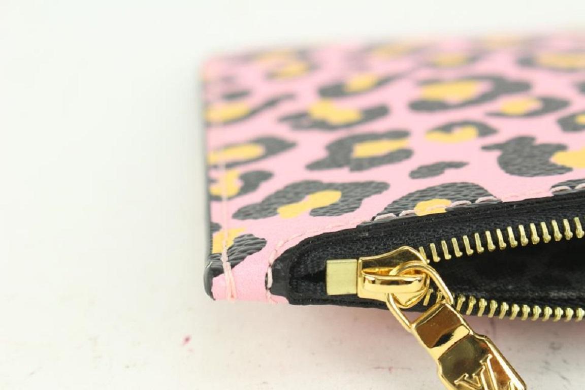 Louis Vuitton Pink Monogram Wild at Heart Neverfull Pochette Wristlet Bag For Sale 2