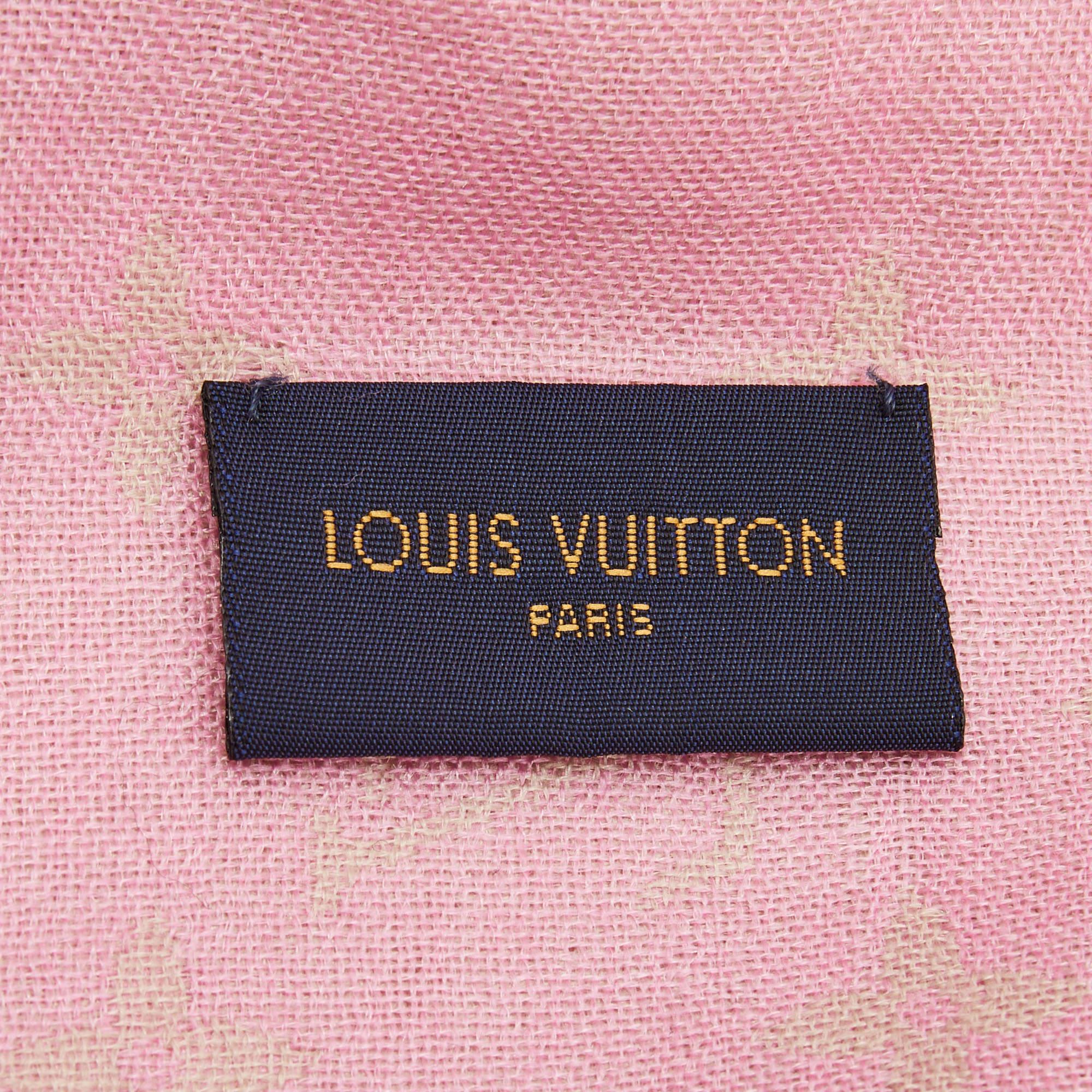 Louis Vuitton Pink Monogram Wool & Silk Shawl In Good Condition In Dubai, Al Qouz 2