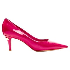 LOUIS VUITTON pink patent gold logo plate mid point toe pump EU36.5