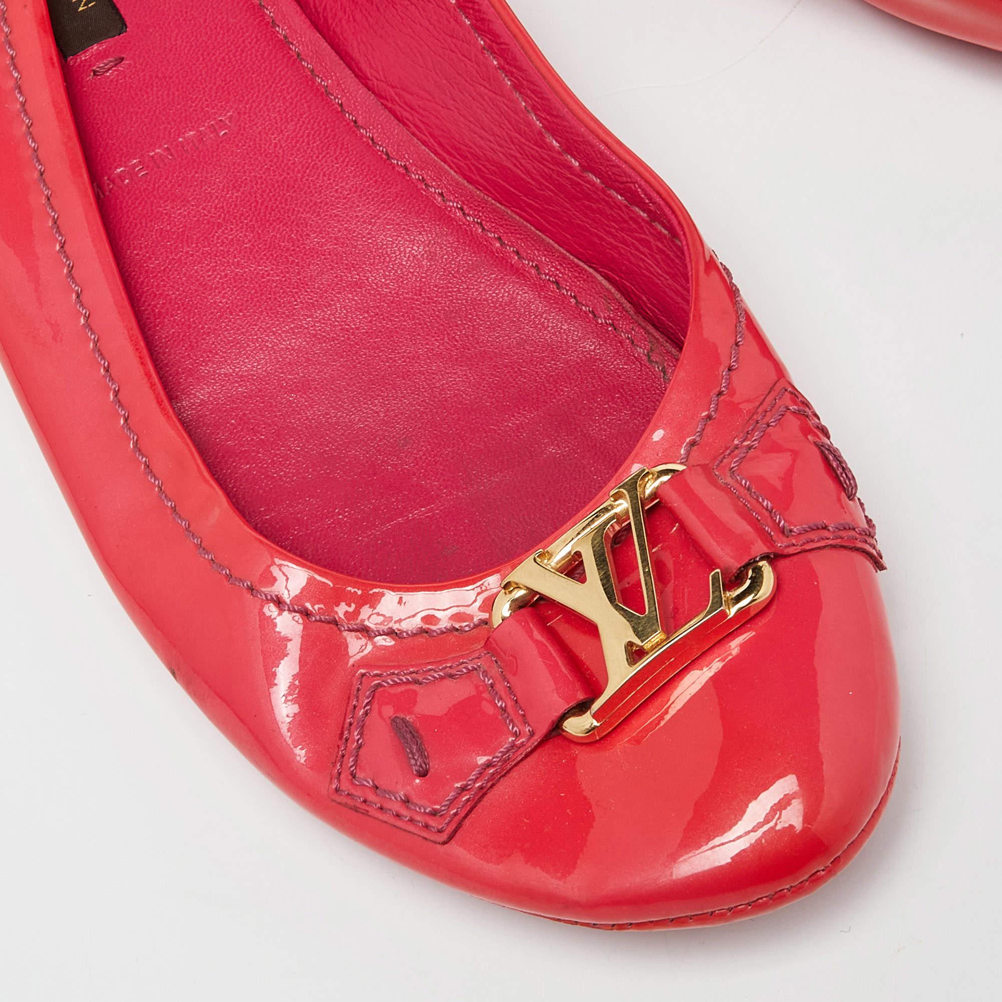 Bailarinas de charol rosa Louis Vuitton talla 35.5 en venta 2