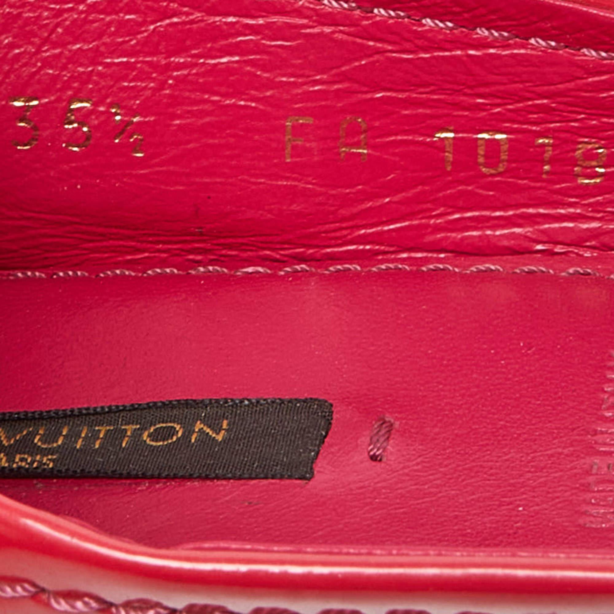 Bailarinas de charol rosa Louis Vuitton talla 35.5 en venta 3