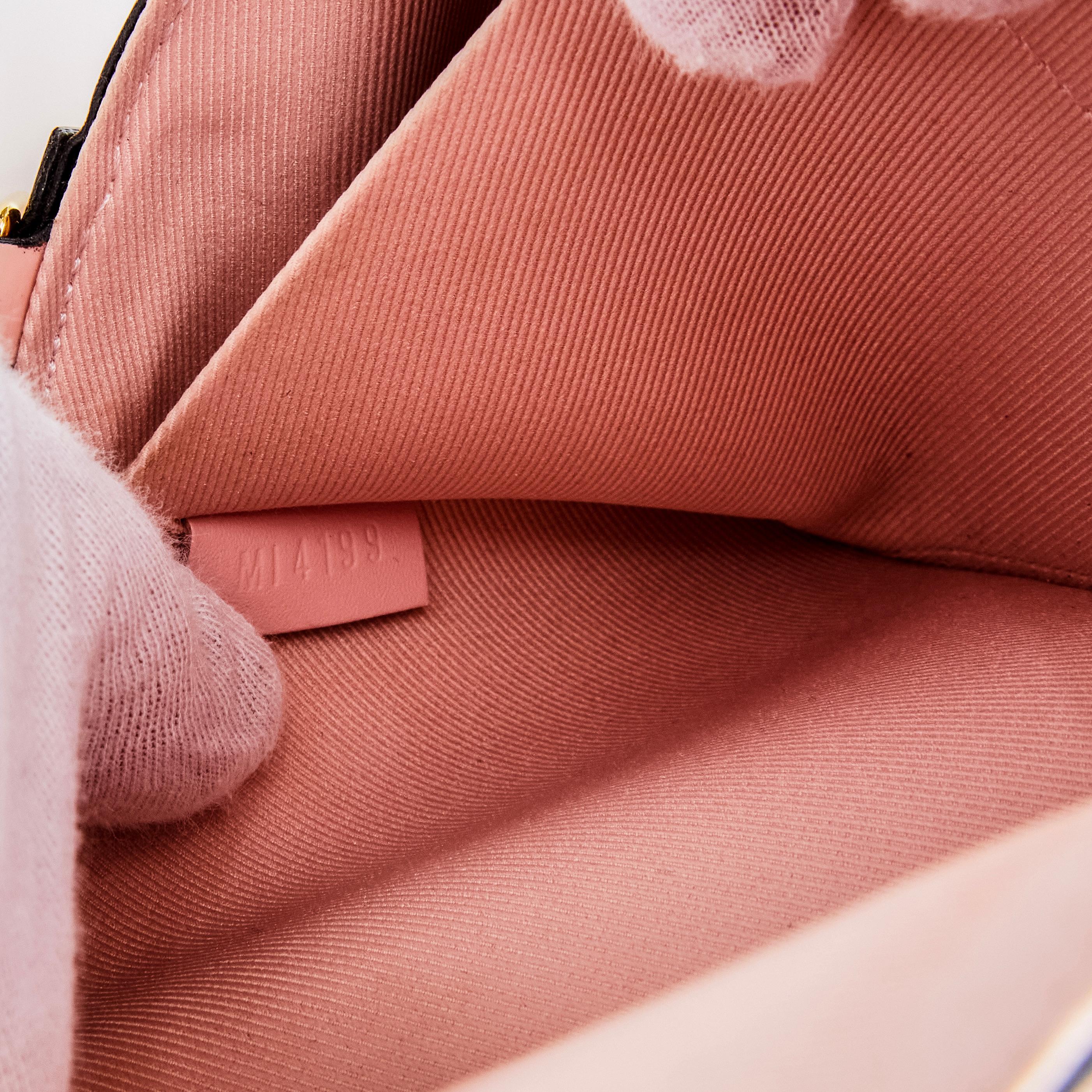 Louis Vuitton Pink Pochette Felice Vermut Shoulder Bag In Good Condition In Montreal, Quebec
