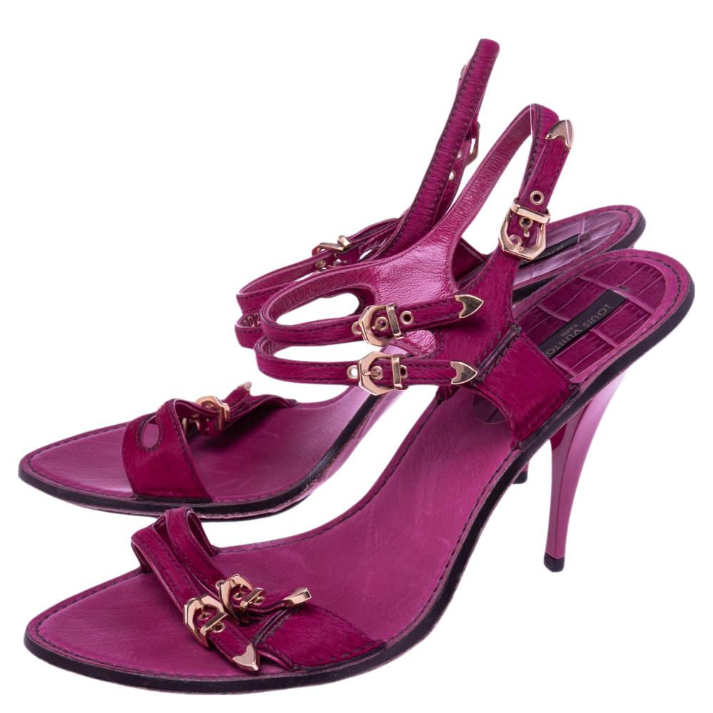 Louis Vuitton Pink Pony Hair Buckle Ankle Strap Sandals Size 41 In Excellent Condition For Sale In Dubai, Al Qouz 2