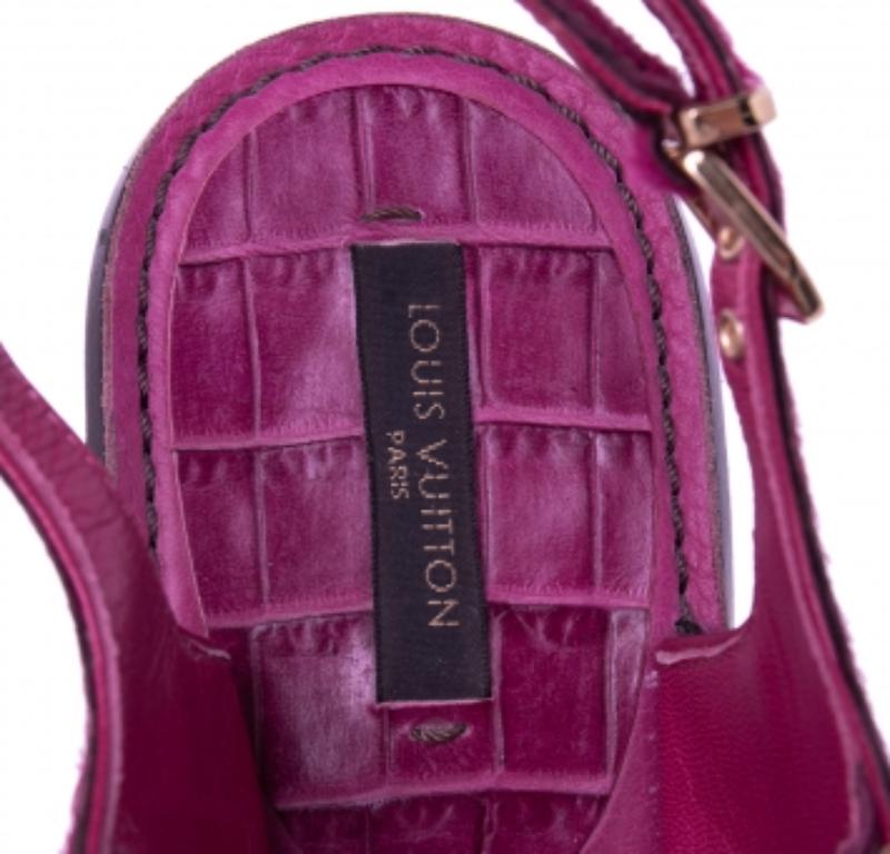 Louis Vuitton - Sandales à lanières avec boucle en poil de poney rose, taille 41 en vente 1