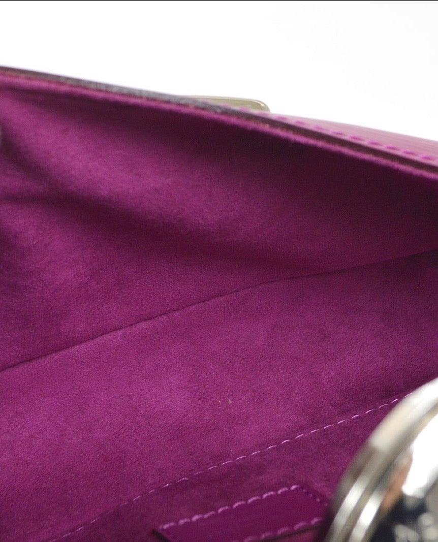 LOUIS VUITTON Pink Purple Fuchsia Epi Leather Evening Top Handle Shoulder Bag In Good Condition In Chicago, IL
