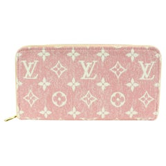 Denim-Brieftasche mit Reißverschluss und rosa Rosen-Monogramm und langem Reißverschluss 31lv217s