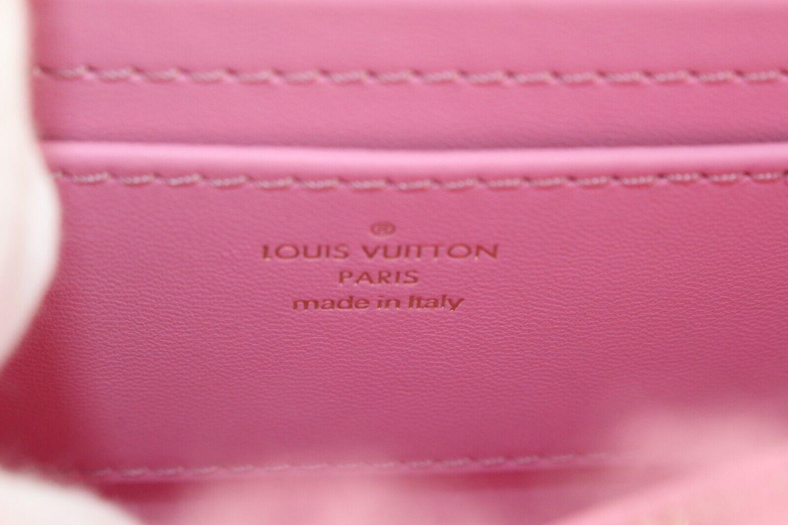 Louis Vuitton Pink Shearling Twist LV Gold Chain Bag 1LK0412C 1