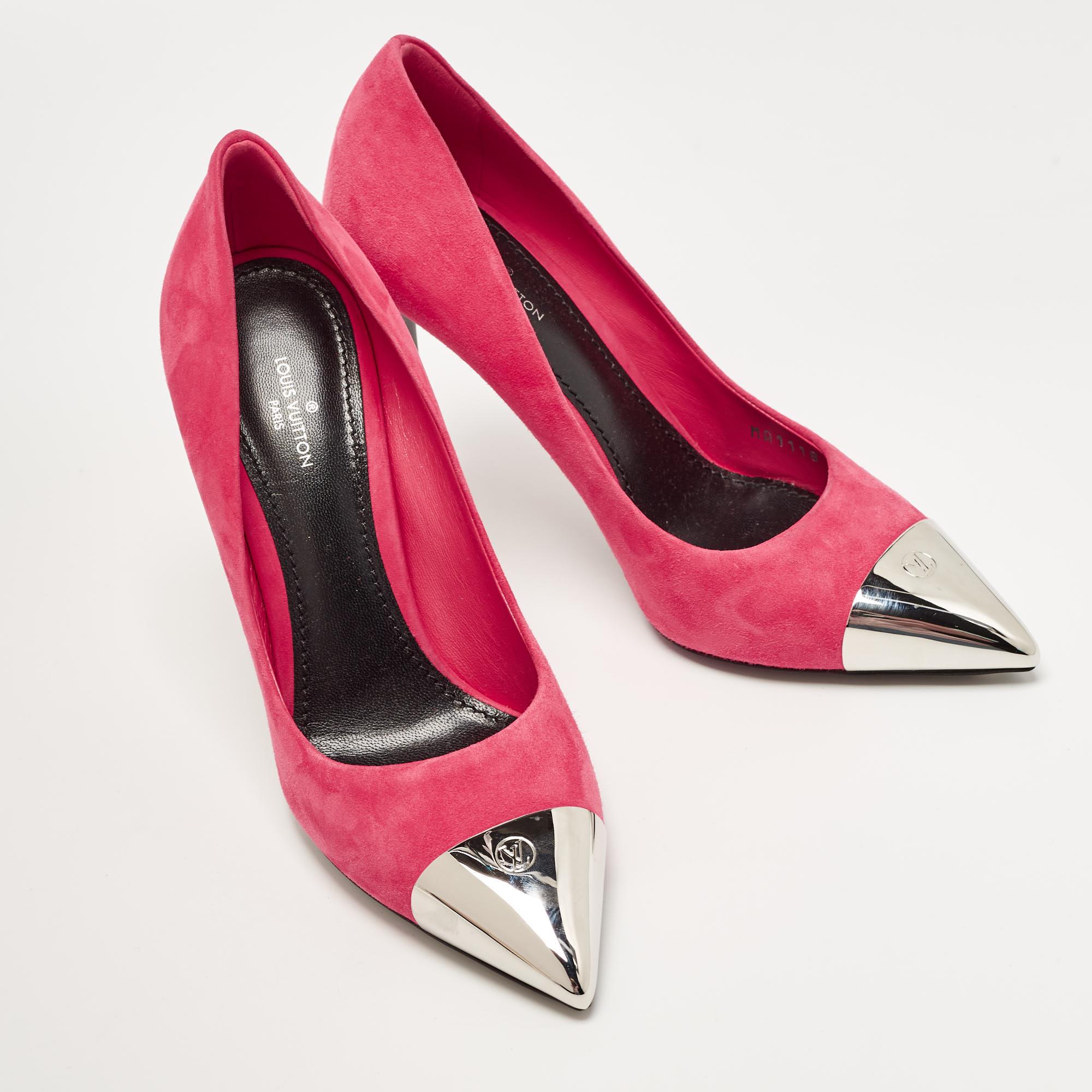 Louis Vuitton Pink Suede Pointed Toe Pumps Size 36.5 For Sale 2