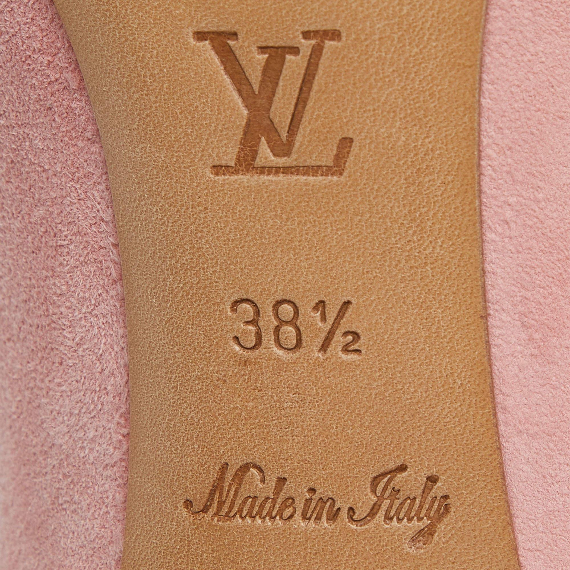 Escarpins à bout pointu en daim rose Louis Vuitton, taille 38,5 en vente 3