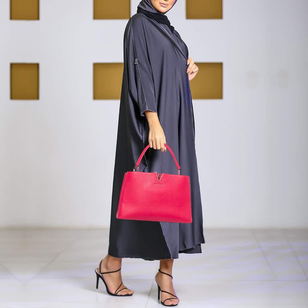 Louis Vuitton Pink Taurillon Leather Capucines MM Bag In Excellent Condition In Dubai, Al Qouz 2