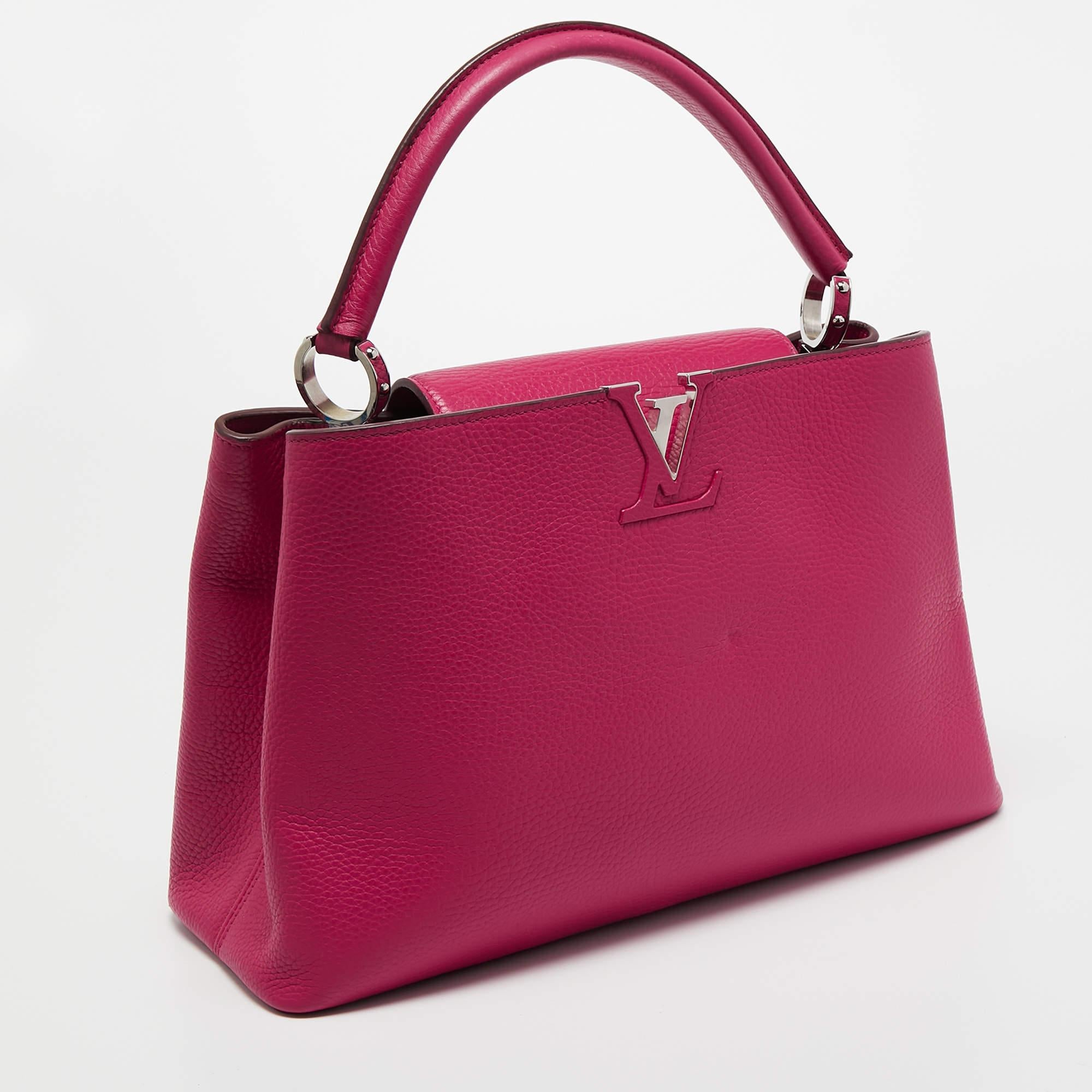 Women's Louis Vuitton Pink Taurillon Leather Capucines MM Bag