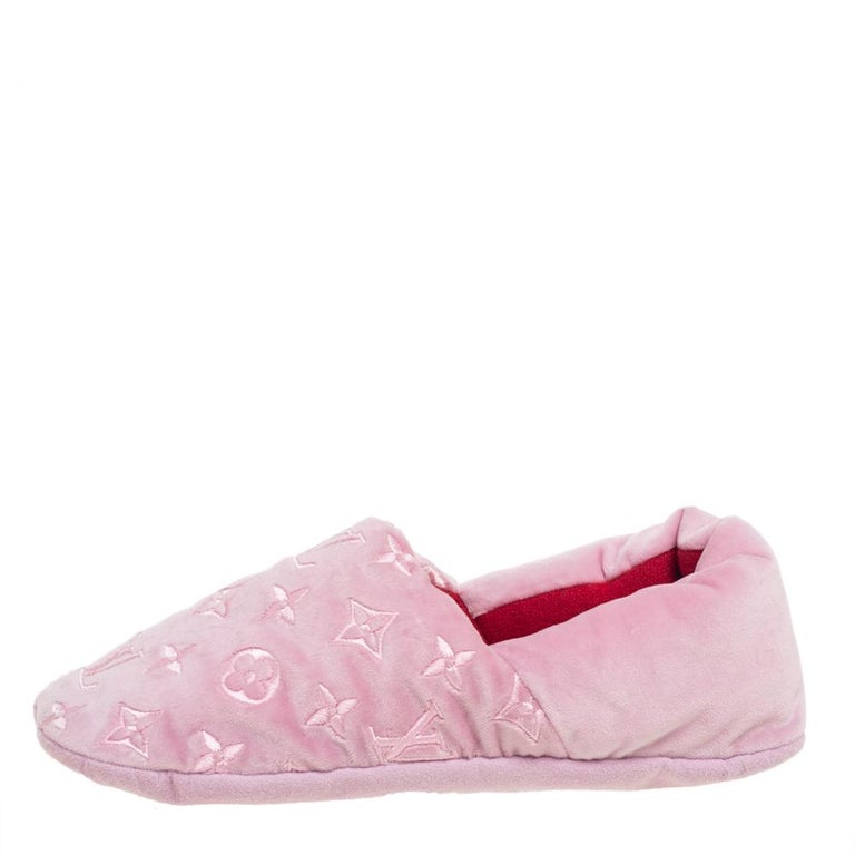 Louis Vuitton 2019 Pink Velvet/Mink Fur Monogram Flat Loafer Slipper sz  39-40 at 1stDibs