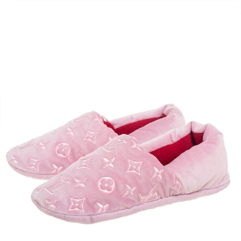 Louis Vuitton Pink Velvet Dreamy Smoking Slippers Size 37 at