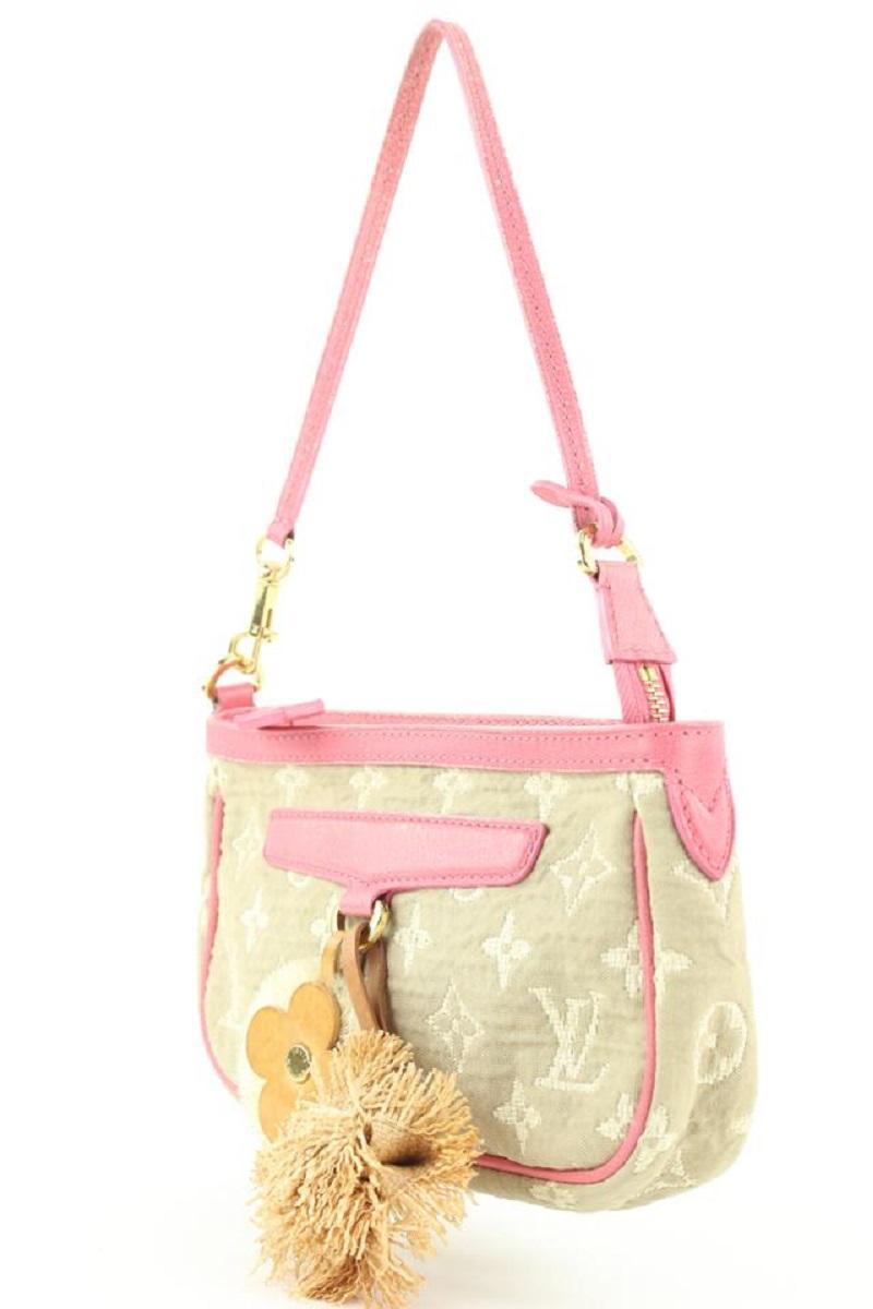 Date Code/Serial Number: RC3190
Made In: Italy
Measurements: Length:  8.5