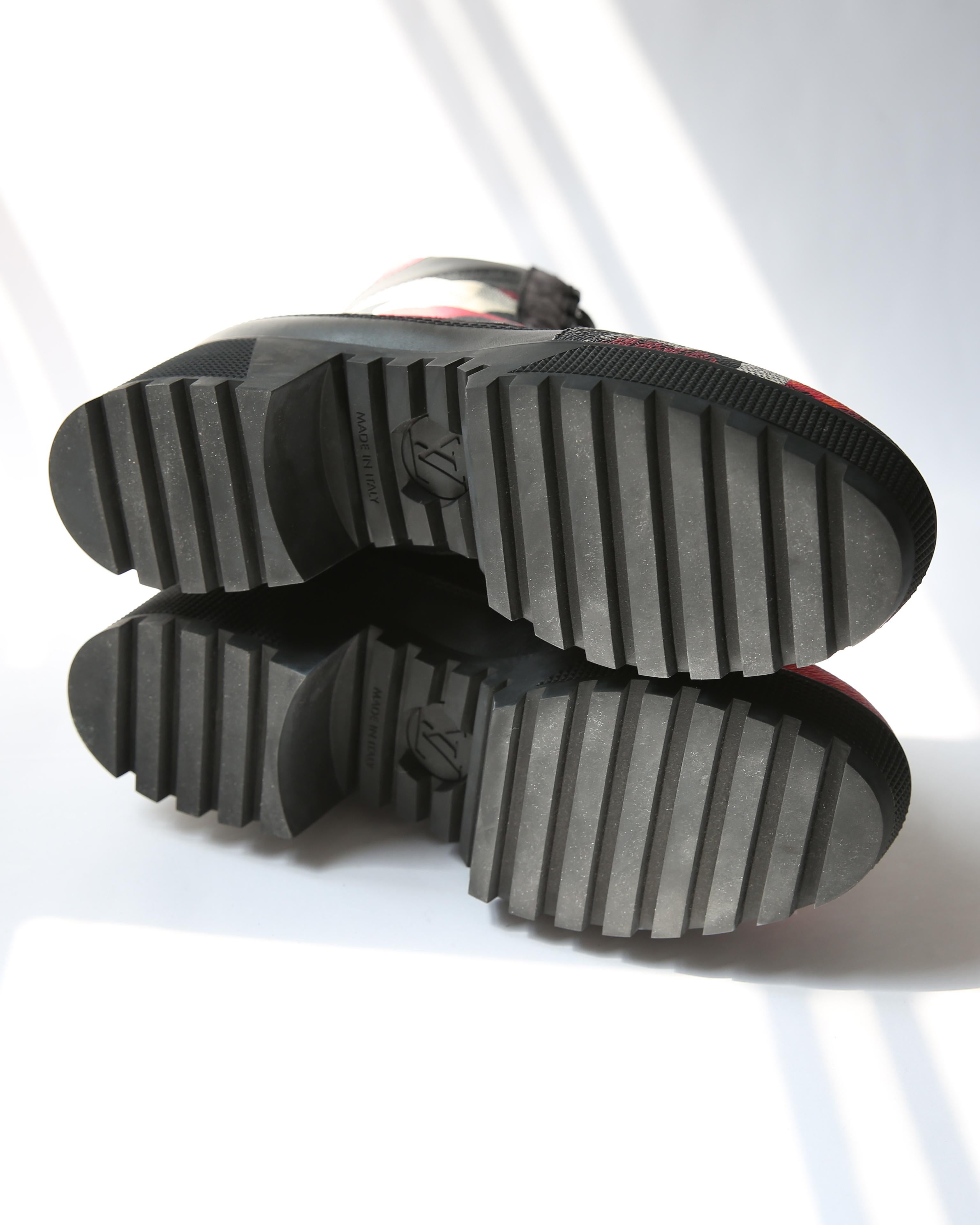 Louis Vuitton platform Laureate Desert black red white suede lace up ankle boots 4