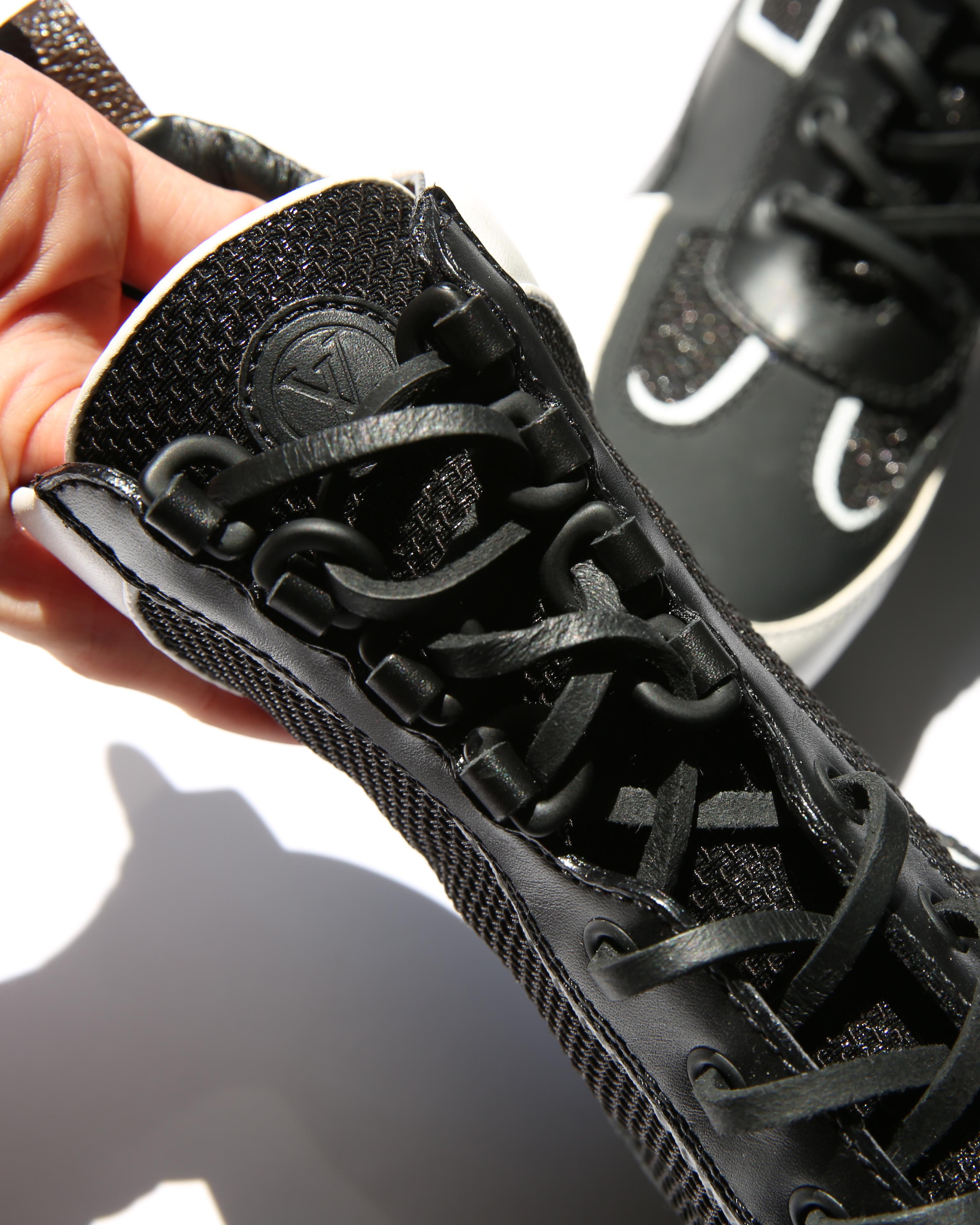 Black Louis Vuitton platform Laureate Desert black white mesh lace up ankle boots 39