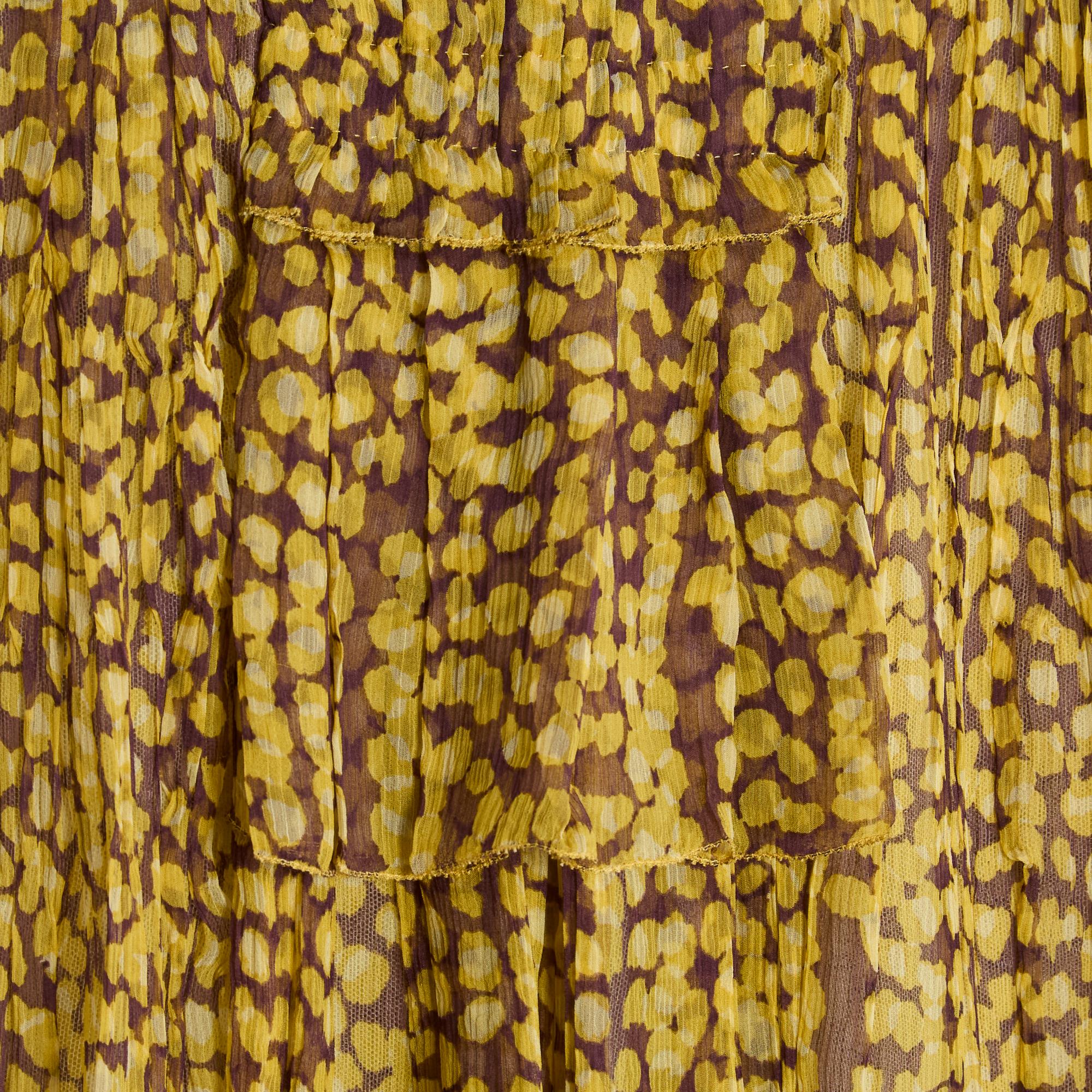 Louis Vuitton mittelkurzer Rock aus gepunktetem Seidenchiffon in Gelb-, Grün- und Brauntönen, unregelmäßige Minifalte, 2 kleine Faltenpassepartouts auf der Vorderseite, Ripsband, blassgelbes Tüllfutter, Verschluss mit langem Reißverschluss mit