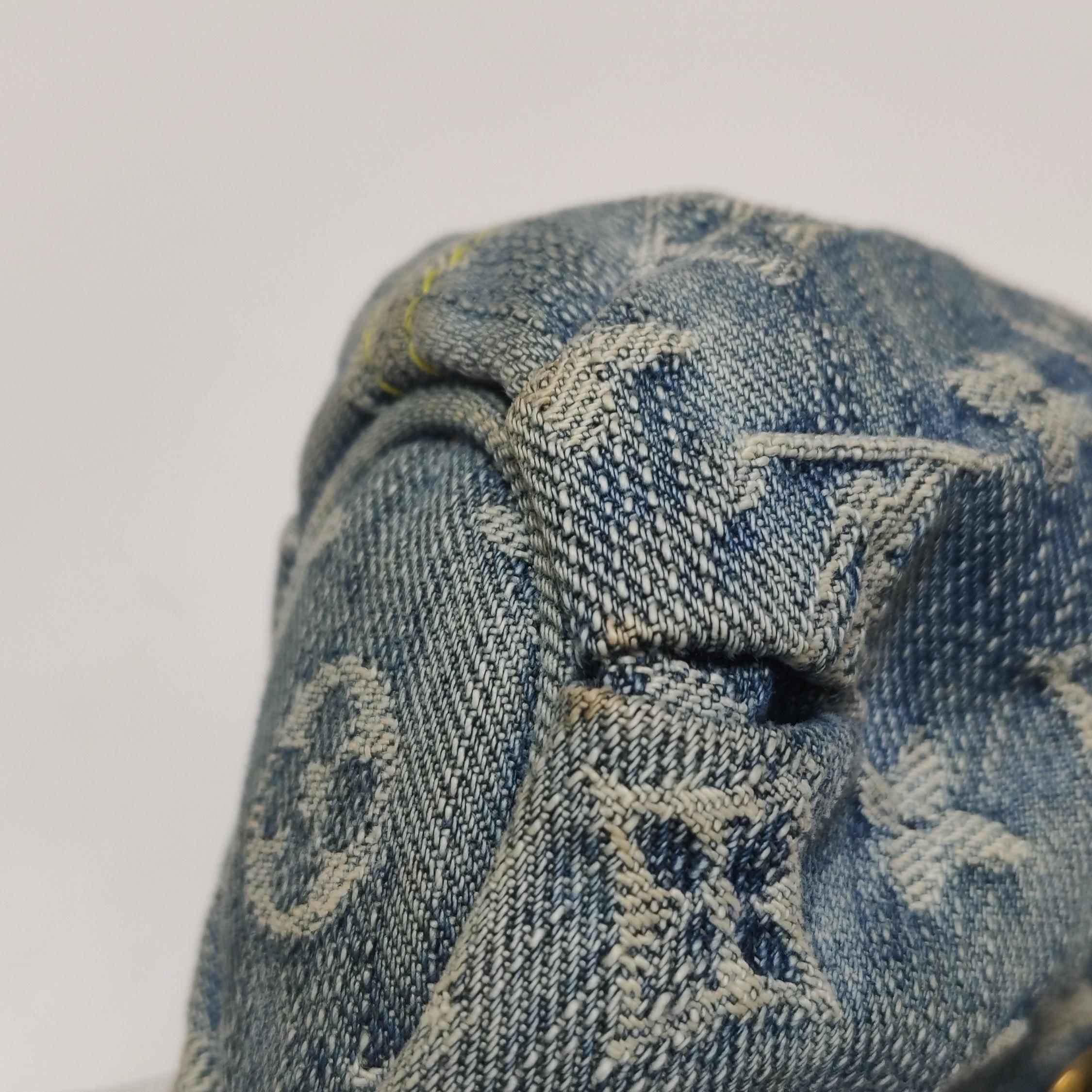 Louis Vuitton Pleaty Blue Denim Monogram Baggy For Sale 13