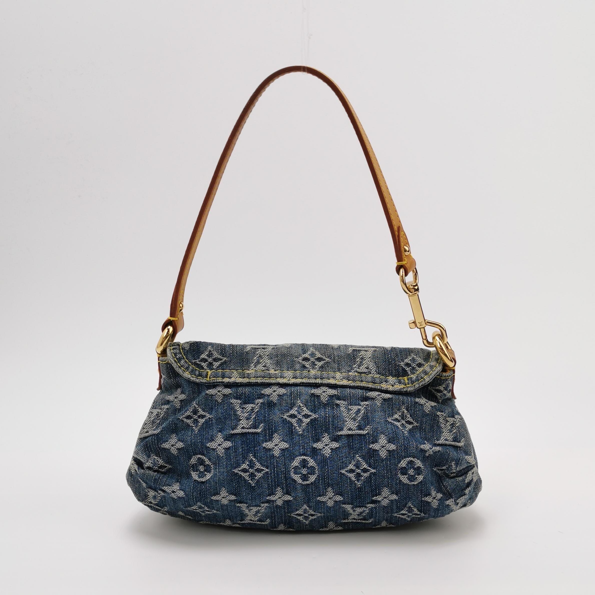 Gray Louis Vuitton Pleaty Blue Denim Monogram Baggy For Sale