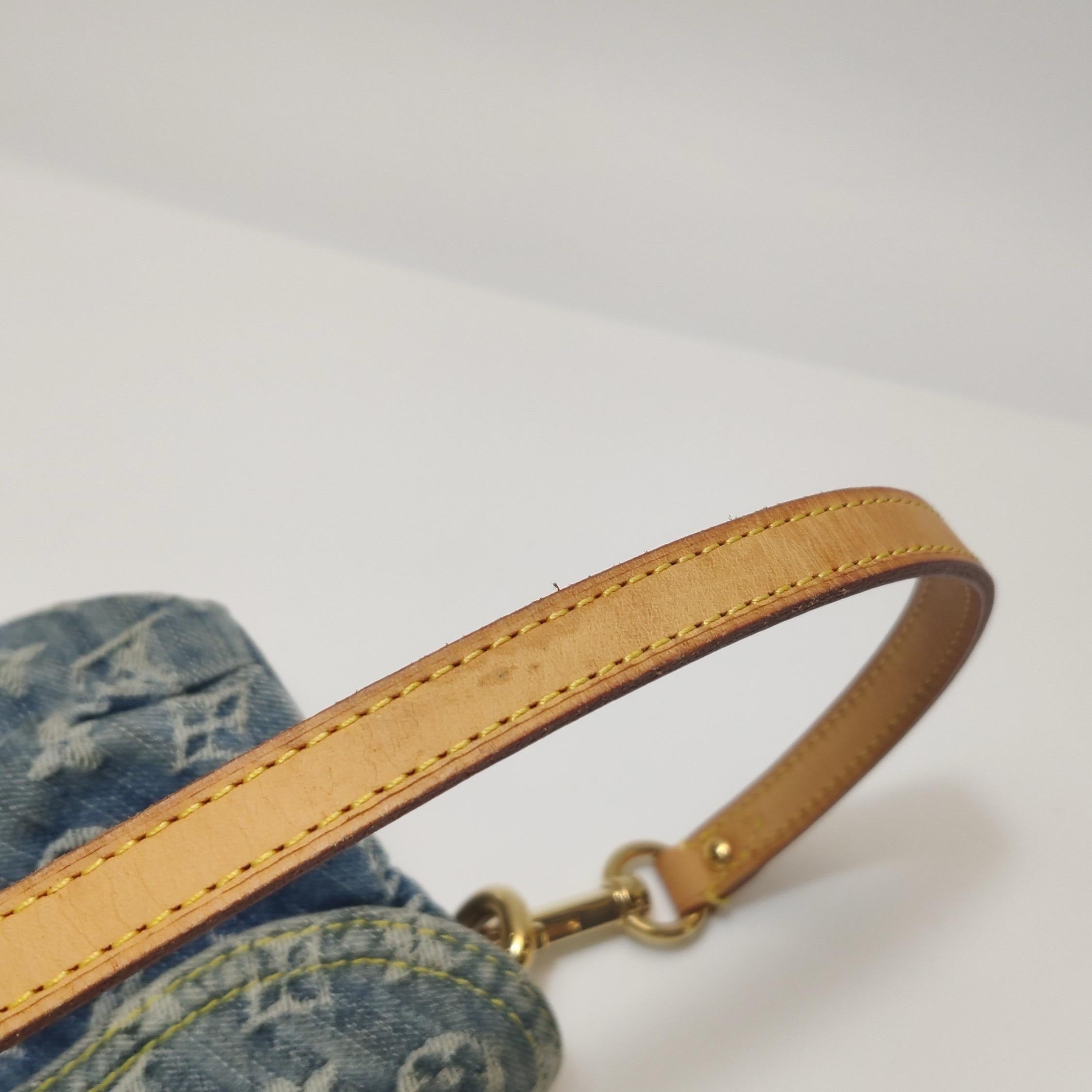 Louis Vuitton Pleaty Blue Denim Monogram Baggy For Sale 4