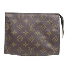 Louis Vuitton Poche Toiletry Pouch 19 Toilette 868291 Brown Canvas Clutch
