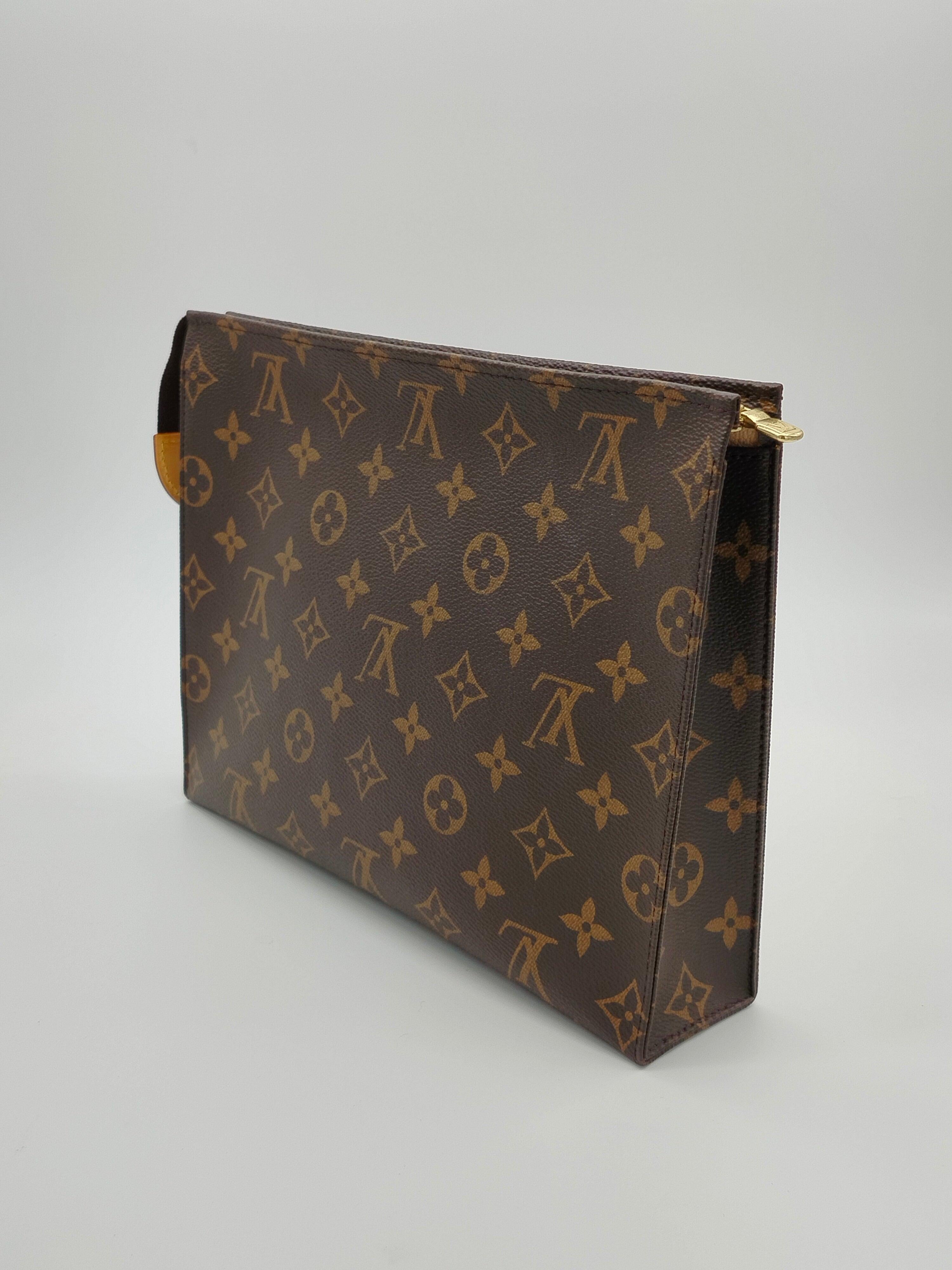 Women's Louis Vuitton Poche Toilette Monogram Clutch Bag - '10s