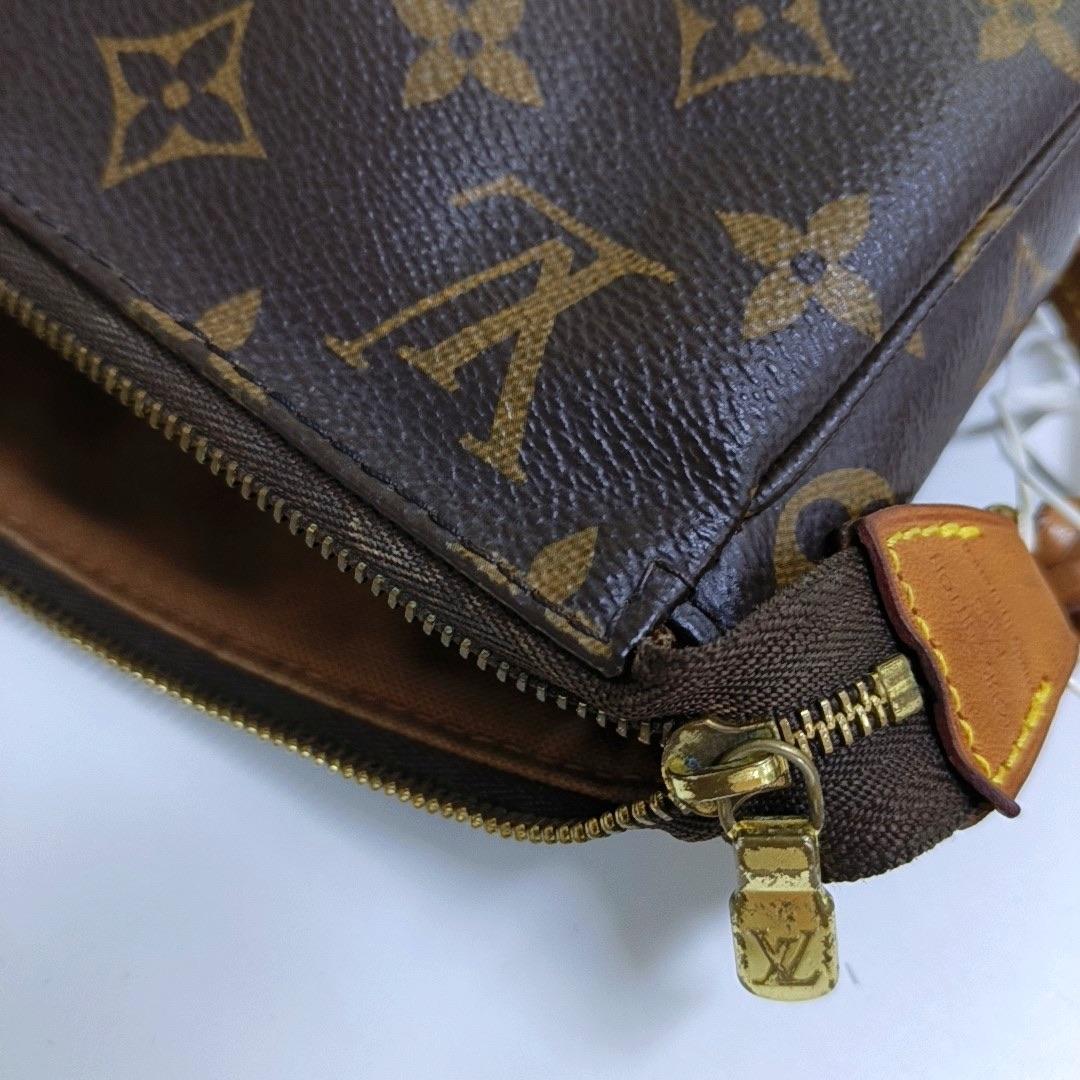 Louis Vuitton Pochette Accessoire Marrone Monogram Microchip in vendita 9