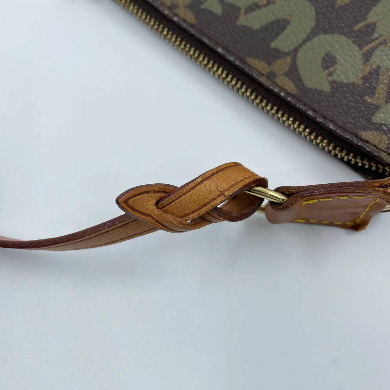 Louis Vuitton Pochette Accessoire Monogram Green Graffiti Clutch 8